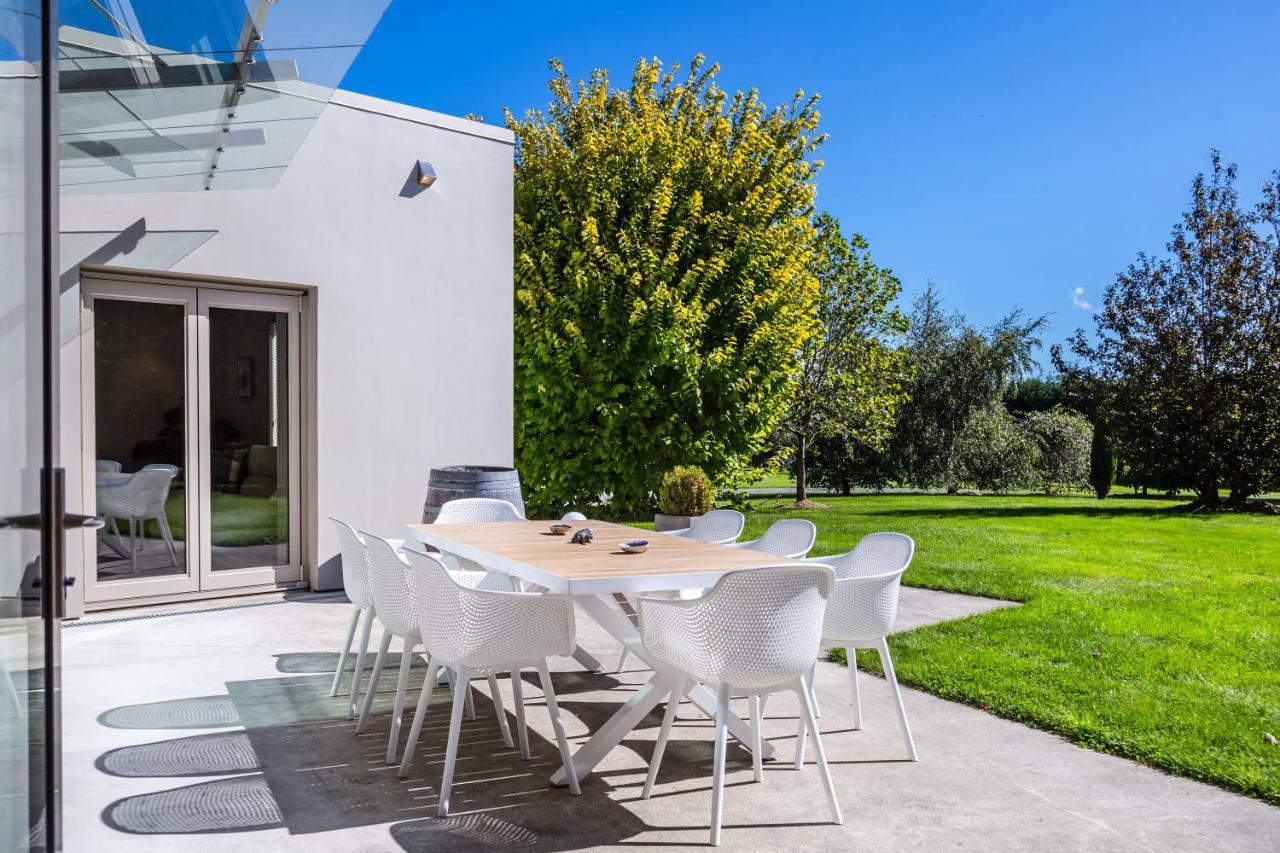 Paradise On Campbell Martinborough Esterno foto