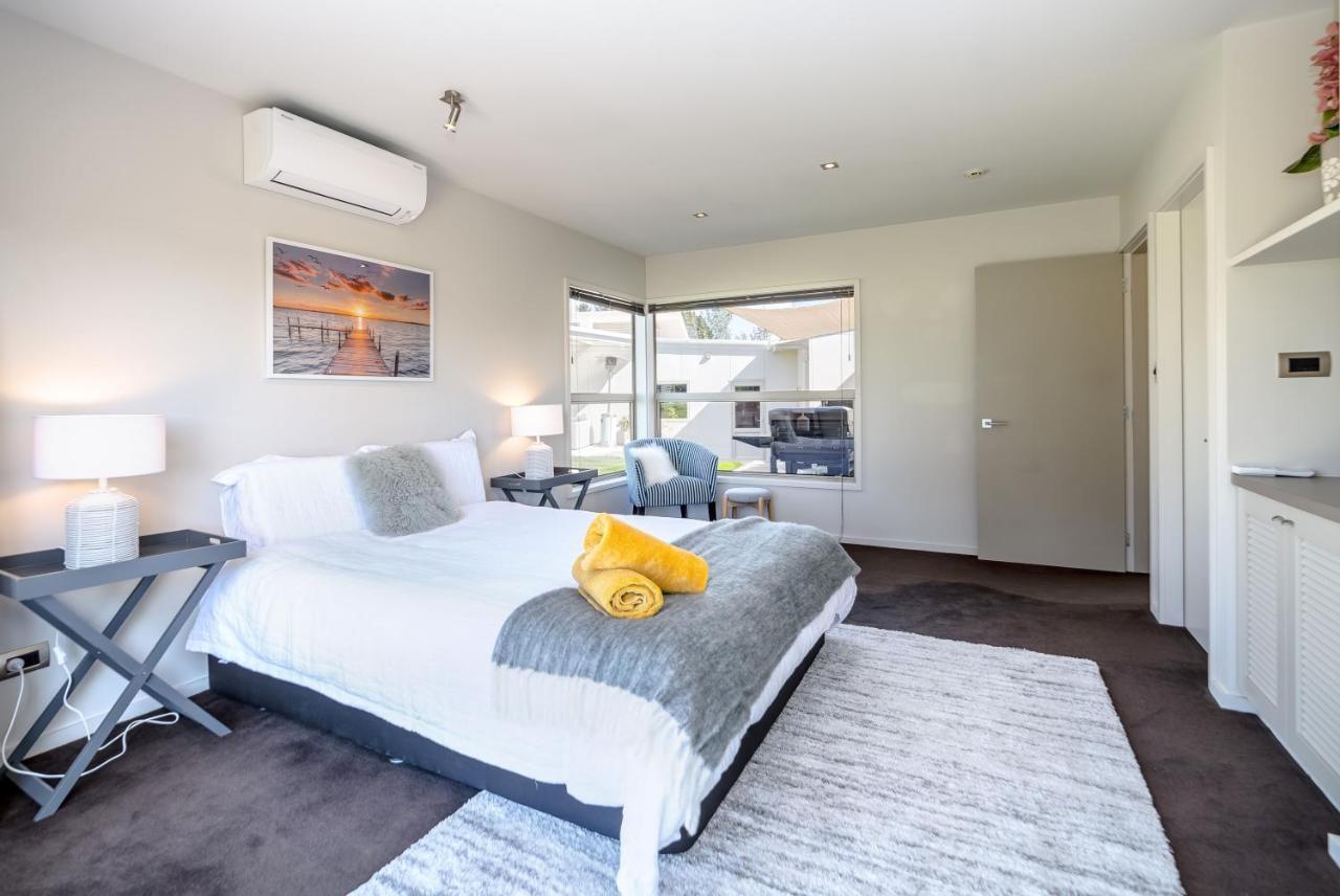 Paradise On Campbell Martinborough Esterno foto